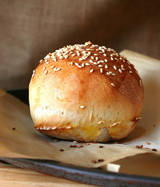 hamburger bun