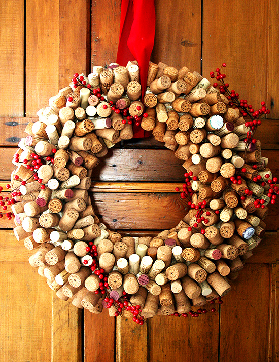 Need a gift for a wine enthusiast? Have you been saving corks for a fun holiday project? How about a cork wreath? This is a fun (and time-consuming) project to undertake while sipping a holiday punch and watching a favorite holiday movie. Be warned: you might want to keep it for yourself. // alexandracooks.com