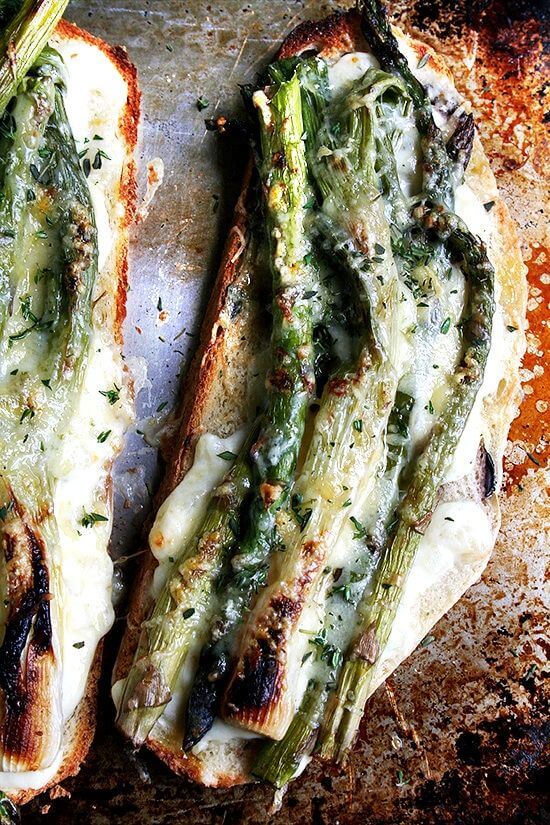 A bubbling, bechamel-and-roasted vegetable open-faced sandwich, this asparagus croque monsieur is daydream worthy. While you won't miss the meat on this spring vegetable tartine, one topped with smoked Niman Ranch ham would be heavenly. // alexandracooks.com