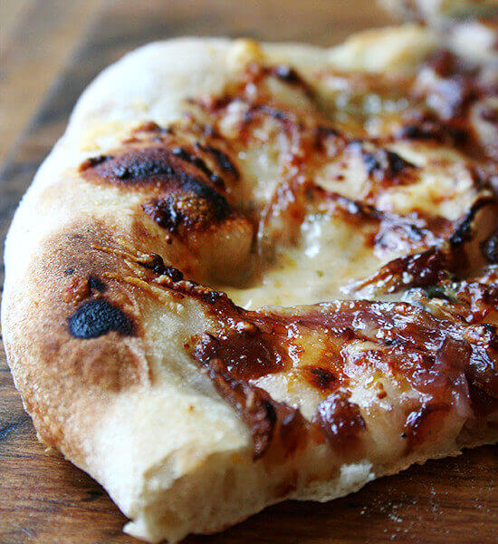 Fig jam, caramelized onion and blue cheese pizza.