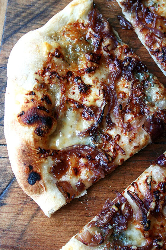 Fig jam, caramelized onion and blue cheese pizza.