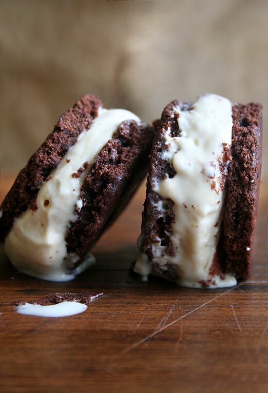 Inspired by the butterscotch budino served at Pizzeria Mozza, these budino ice cream sandwiches, like salted caramel ice cream, is absurdly delicious. // alexandracooks.com