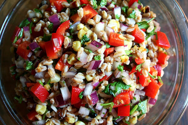 roasted corn, onion, red pepper & farro salad