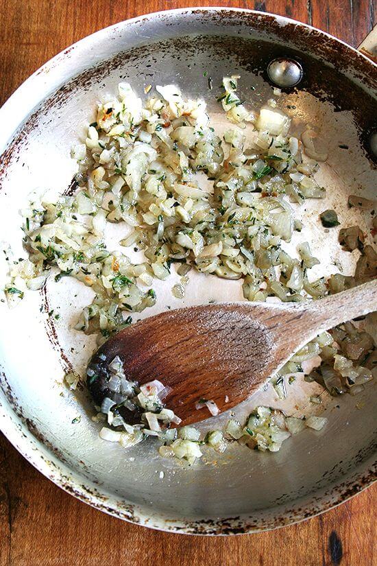 sautéed shallots with butter and thyme 