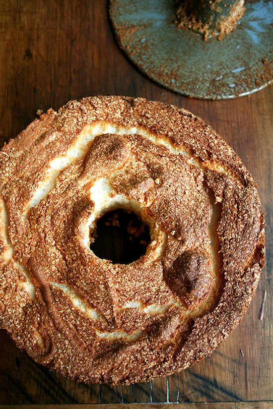 cooled angel food cake