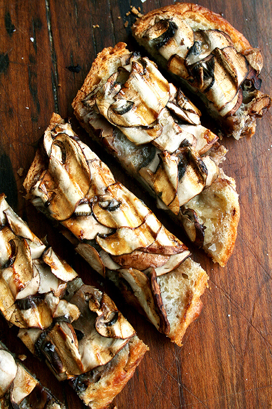 Seasoned with nothing more than a little olive oil and sea salt, these mushroom tartines make the most satisfying lunch, and when sliced into strips, a simple and light hors d'ouevre. A little truffle oil, if you have it, really heightens the deliciousness. // alexandracooks.com