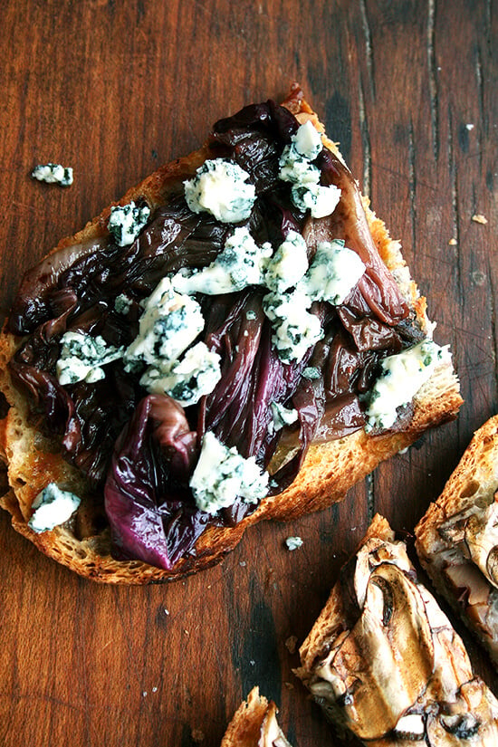 radicchio and gorgonzola tartine