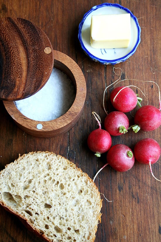 radishes, buter, salt