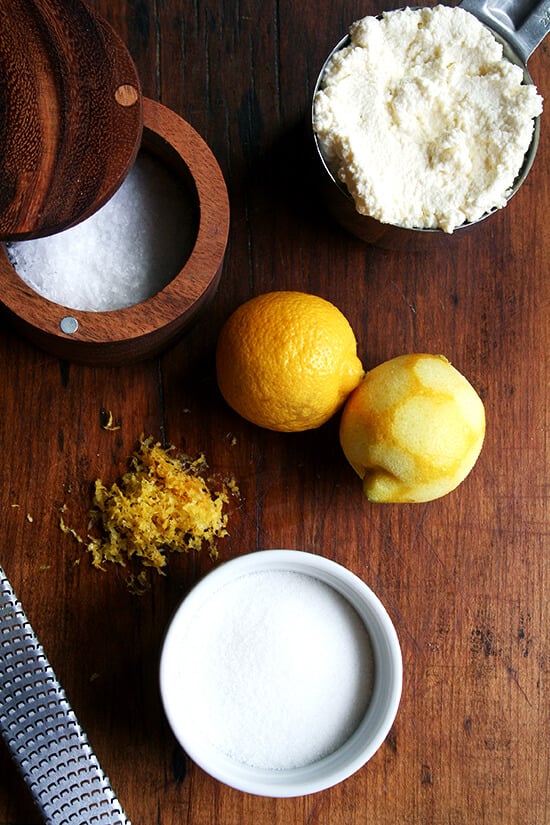 The lemon-ricotta filling ingredients on a board.