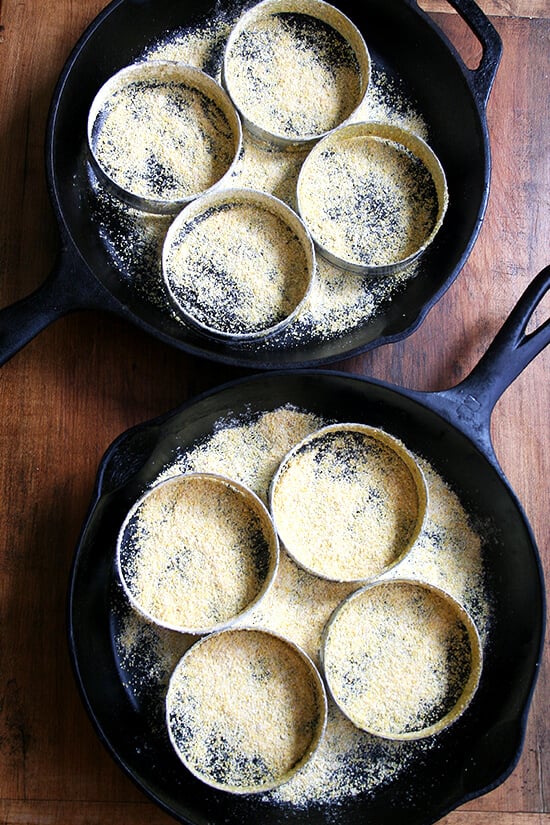 rings in cast iron skillet