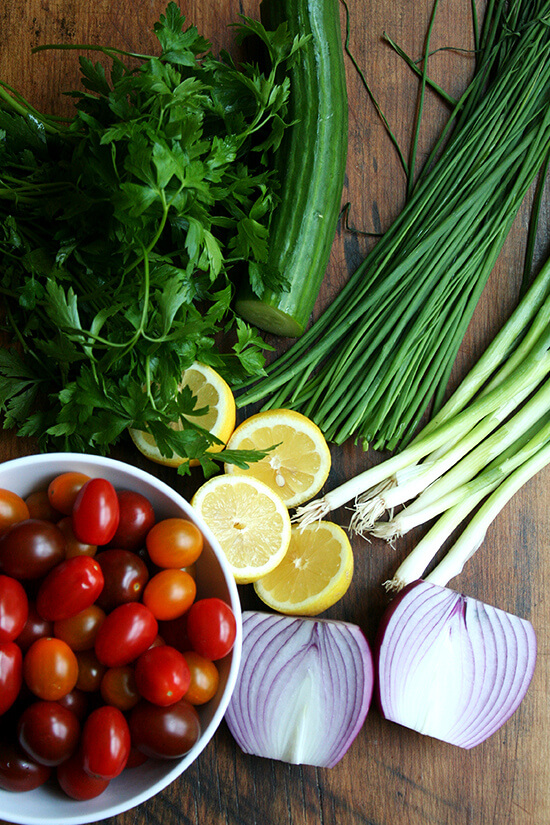 ingredients for tabbouleh salad