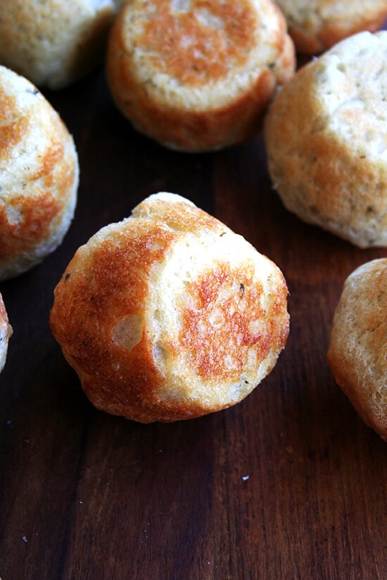 Freshly baked thyme dinner rolls. 