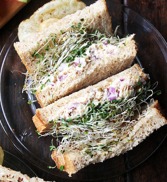 This sandwich bread can be made entirely with whole wheat flour, but I like using a mix of all-purpose and whole wheat flours, which produce a soft, light, and sturdy loaf, one that appeals, most importantly, to both toddlers and adults alike. // alexandracooks.com