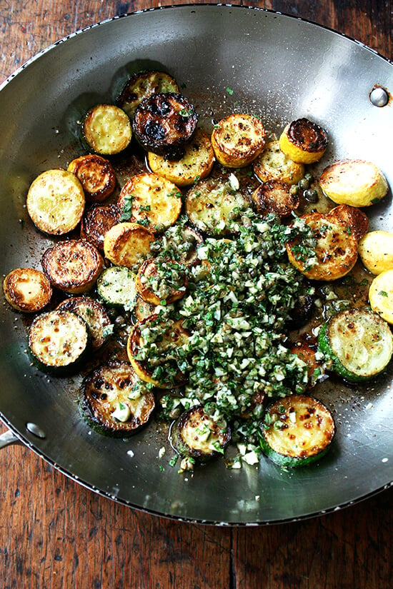 knife pesto added to squash