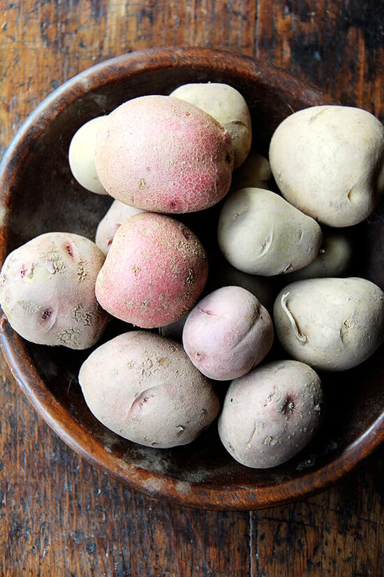 A bowl of potatoes.