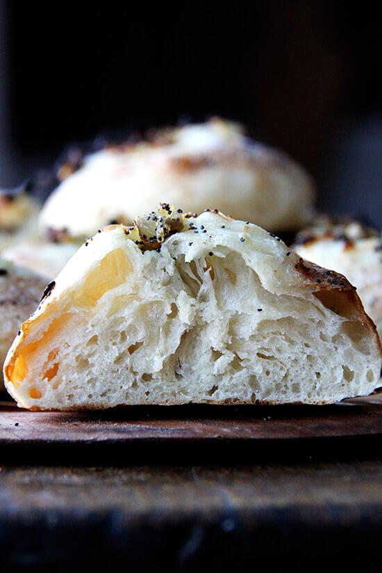 A cross section of a baked bialy. 