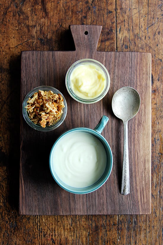 breakfast: yogurt, lemon curd, granola