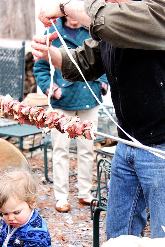 preparing the kokoretsi