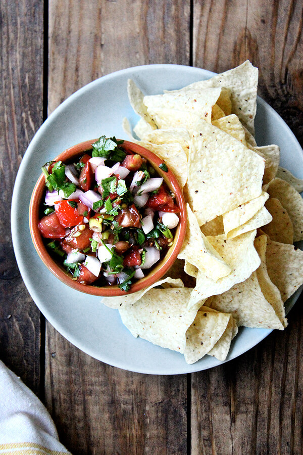 A platter of Moosewood tomato salsa aside chips.