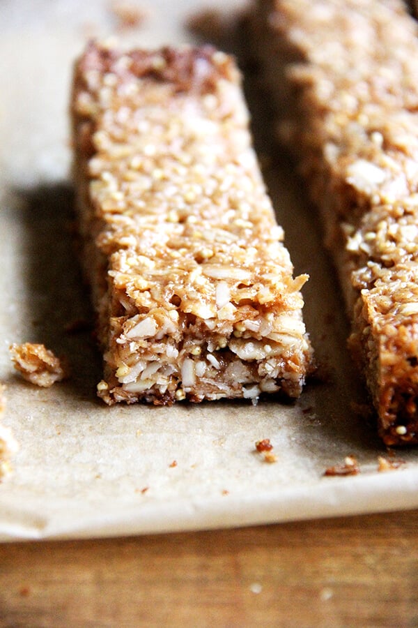 homemade coconut-almond granola bar