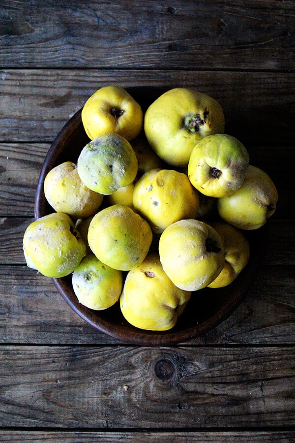 Bowl of quince