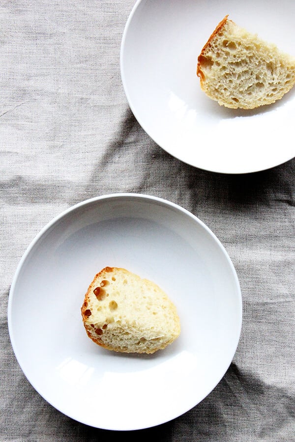 bread in bowls