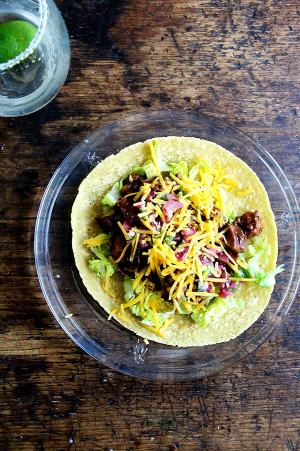 A plate of tacos. 