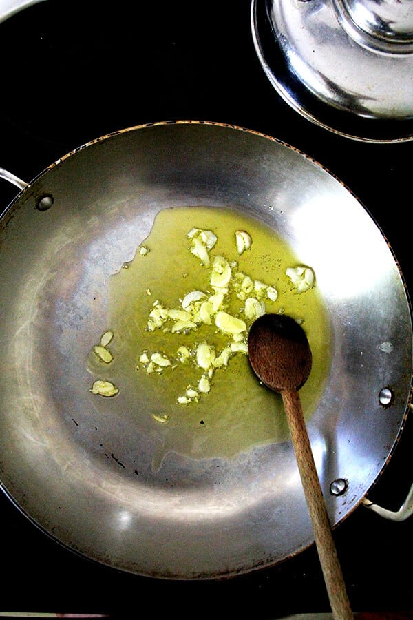 garlic in oil