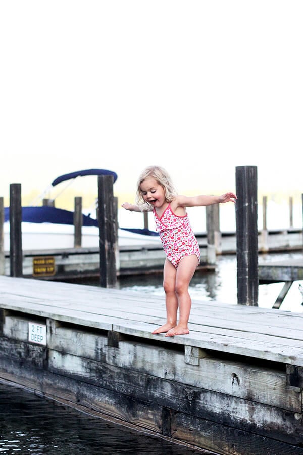 wren jumping