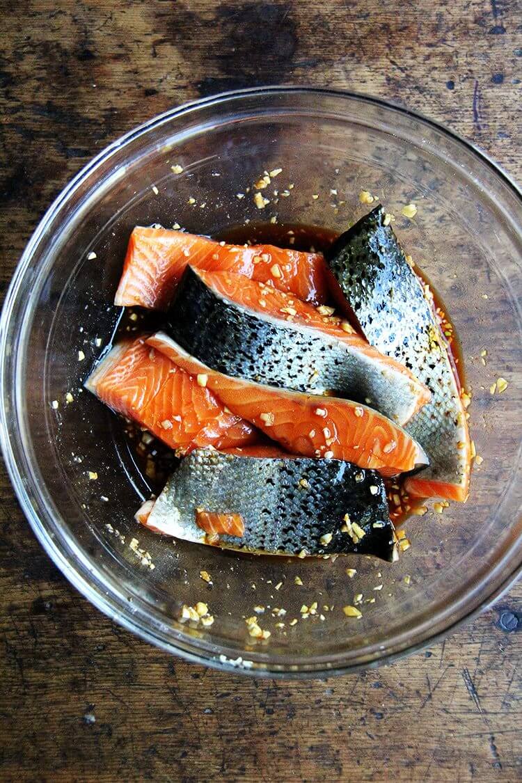 marinating salmon