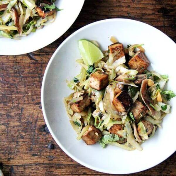 cabbage pad thai