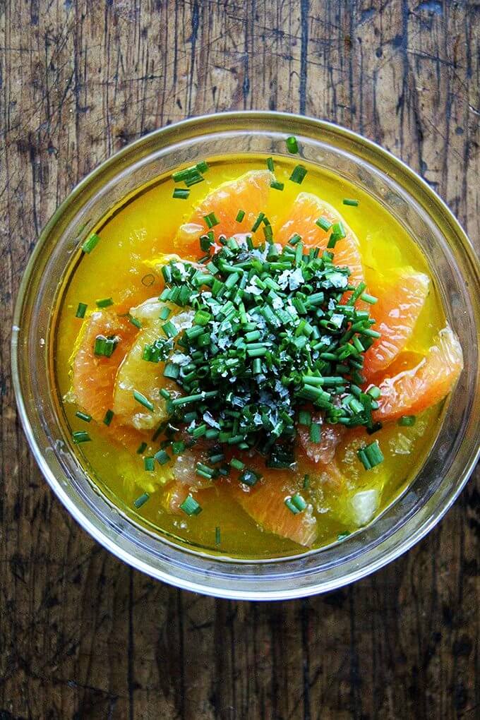 A bowl of citrus sauce. 