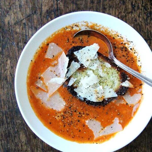 An overhead shot of a bowl of pantry tomato soup.