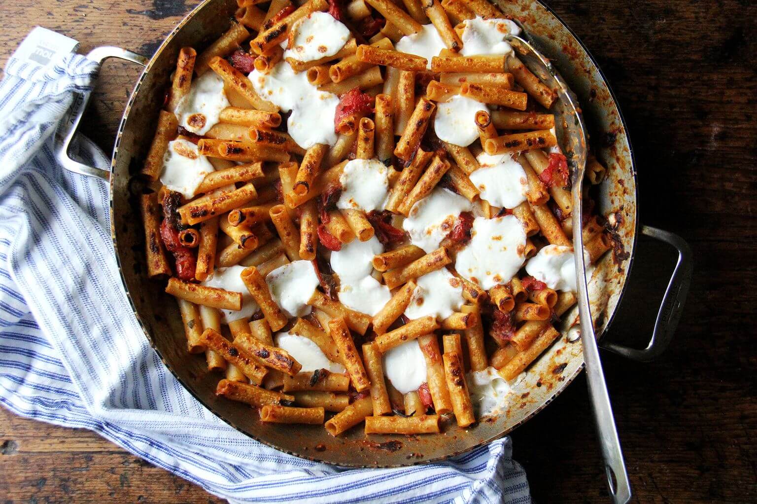 A large skillet of one-pan baked ziti.