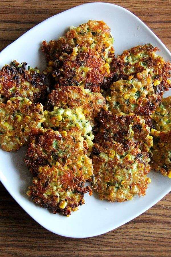 A plate of corn fritters.