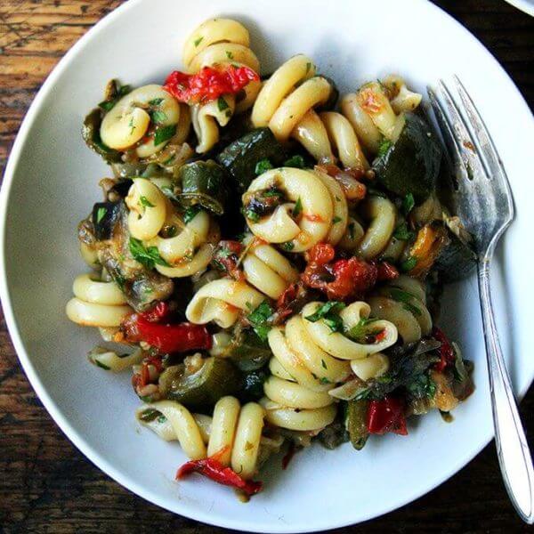 A bowl of roasted ratatouille pasta.