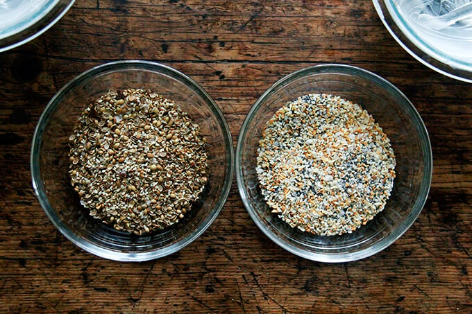 two bowls of seasonings: everything bagel and dukkah