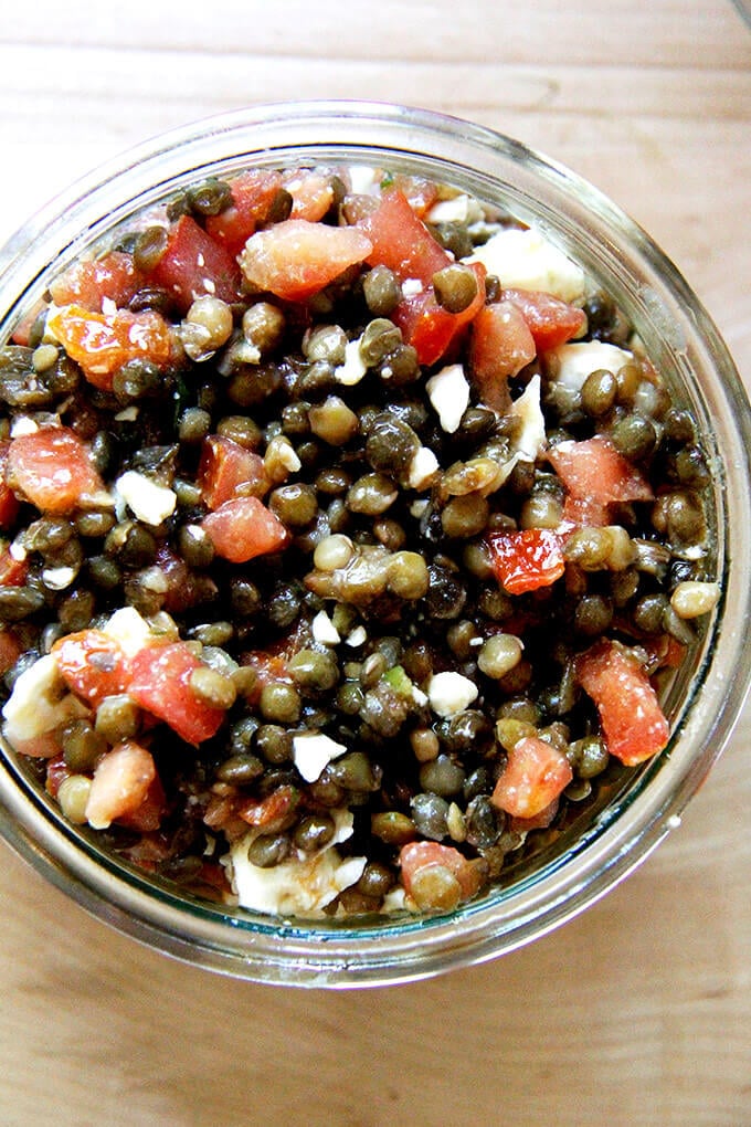 A bowl of 3-ingredient lentil salad. 