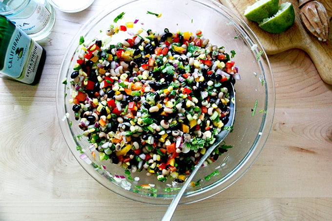 A bowl with freshly tossed Texas caviar. 