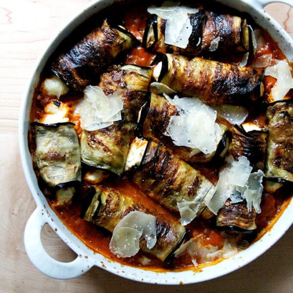 A pan of just-baked eggplant involtini.