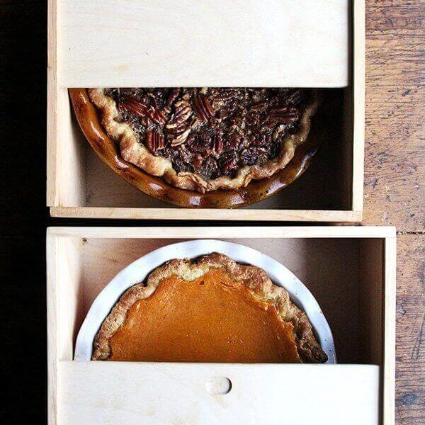 Wood Pie Box, Pi Day Decorations, Pi Day Gifts, Pi Day, Gift for Pie Baker,  Baking Gifts, Pie Baking Accessories, Pie Box, Wooden Pie Box 