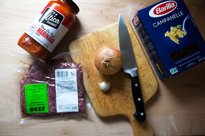 ingredients for the Instant Pot miracle: one pan spaghetti and meat sauce