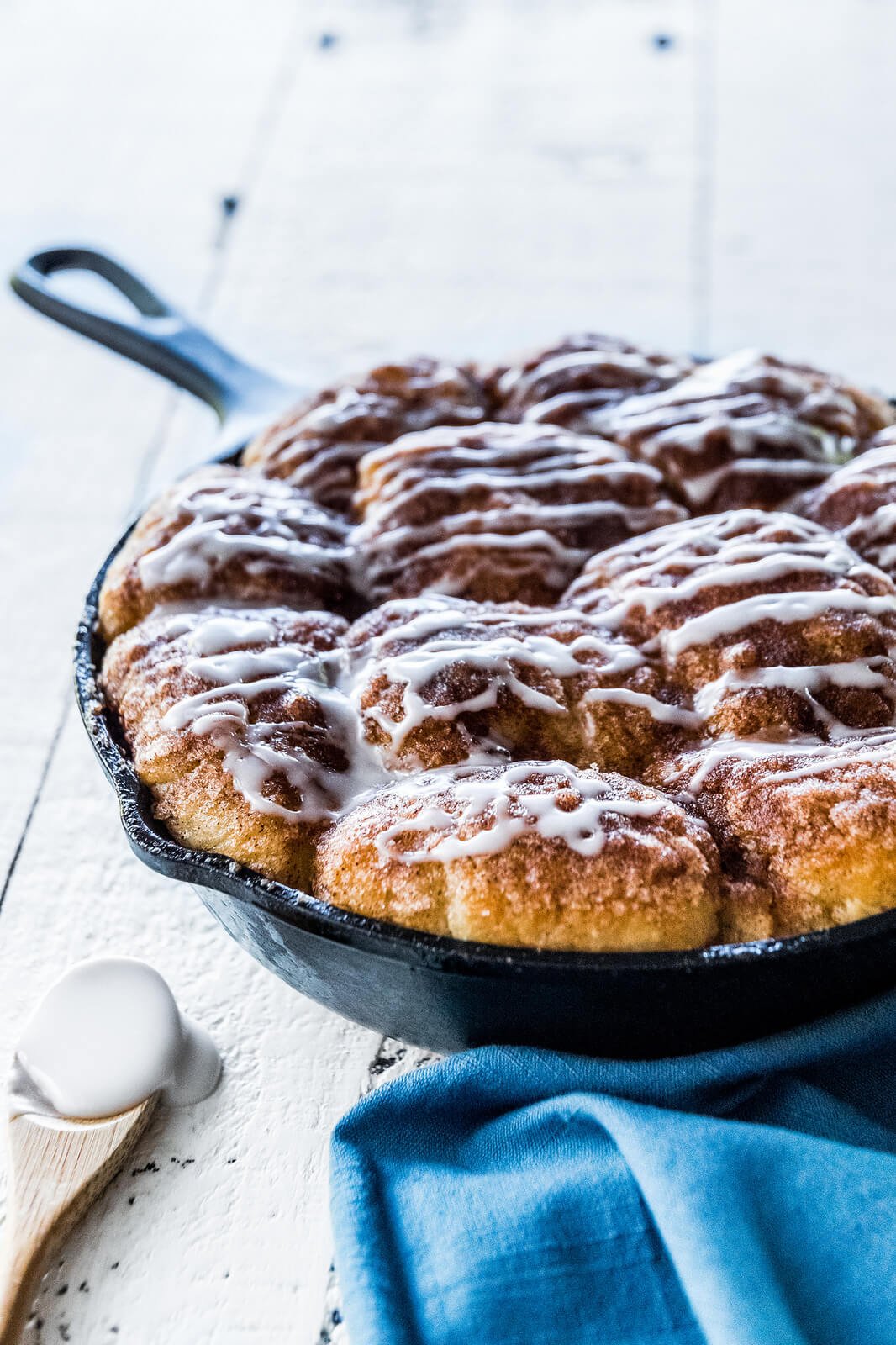 Husbands That Cook's Cinnamon-Sugar Monkey Bread