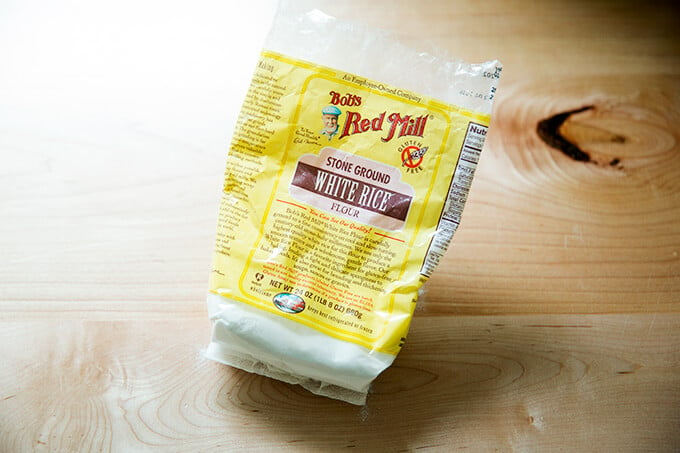 A bag of Bob's Red Milll White Rice Flour.