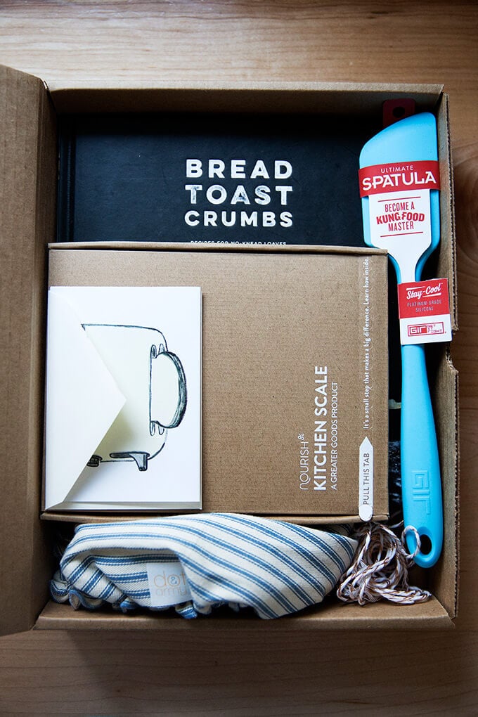 Bread Toast Crumbs Kit in a box.