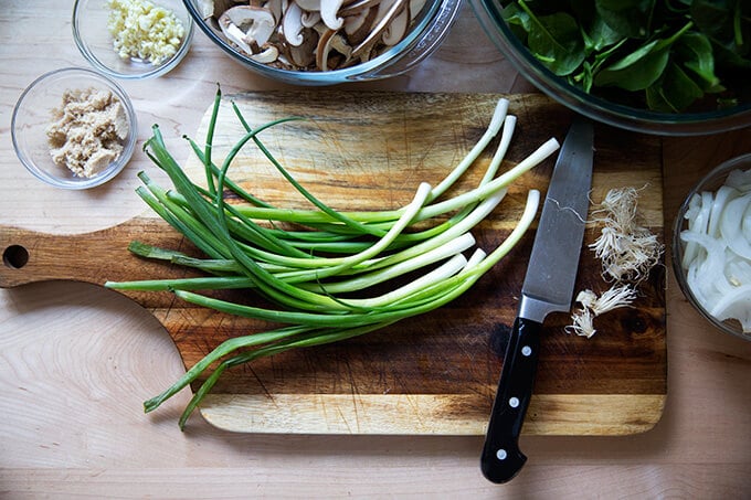 A board with scallions.