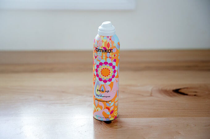 Amika dry shampoo