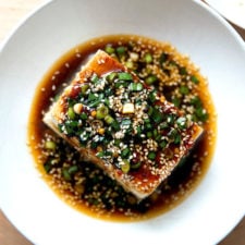 Warm Tofu with Spicy Garlic Sauce-image
