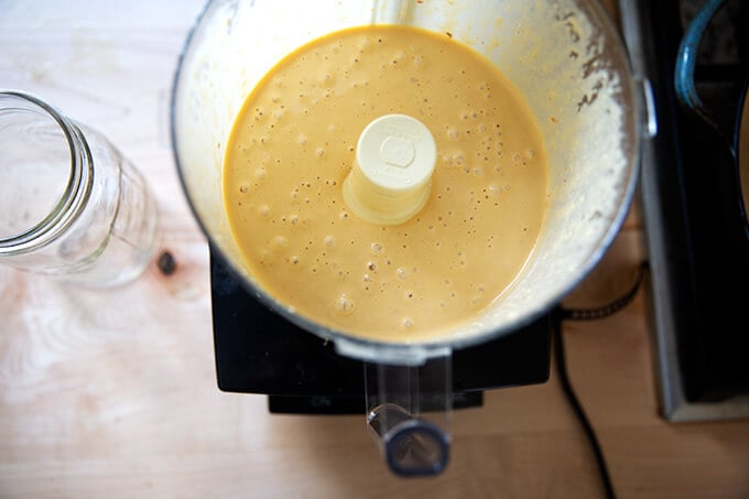 Cashew dressing blended.