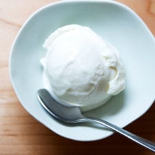 Homemade 3-Ingredient Real Frozen Yogurt